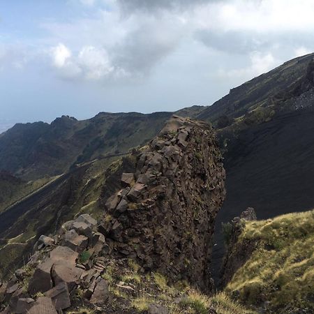 Etna En Vie Bed & Breakfast Zafferana Etnea Eksteriør bilde